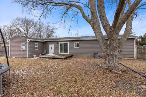 Tiny photo for 422 Best Avenue, DeKalb, IL 60115 (MLS # 12546117)
