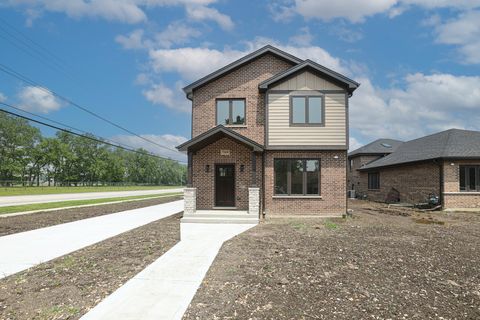 Photo of 7948 W 74TH Avenue, Bridgeview, IL 60455 (MLS # 12392477)