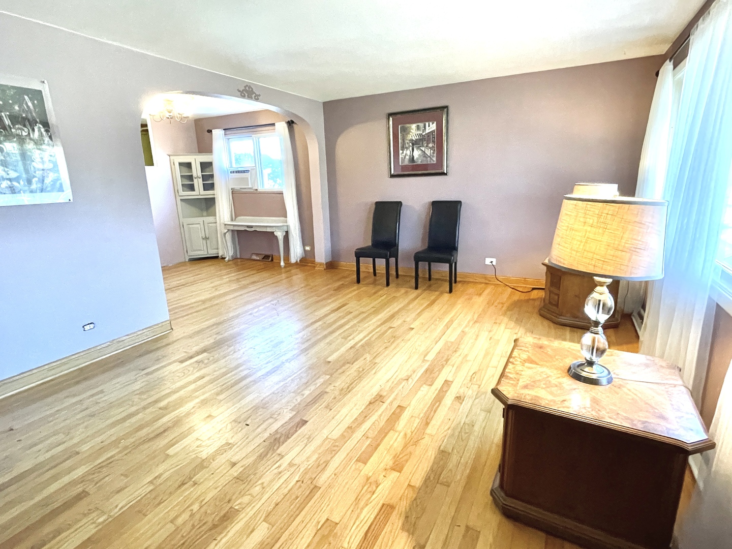 1214 N crabtree Lane