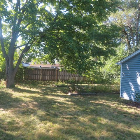 Tiny photo for 18325 W Lakeview Terrace, Gurnee, IL 60031 (MLS # 12467222)
