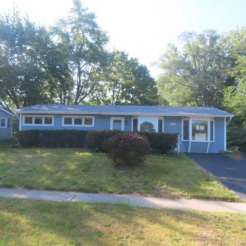 Photo of 18325 W Lakeview Terrace, Gurnee, IL 60031 (MLS # 12467222)