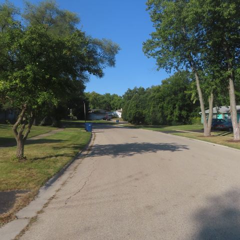 Tiny photo for 18325 W Lakeview Terrace, Gurnee, IL 60031 (MLS # 12467222)