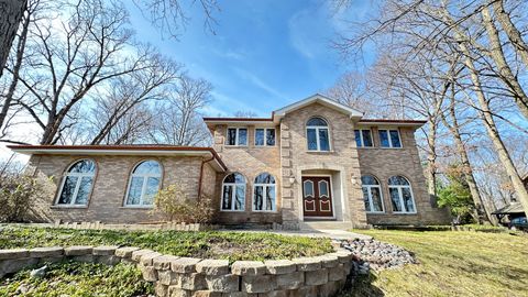 Photo of 12752 W BEAVER DEN Trail, Homer Glen, IL 60491 (MLS # 12612620)