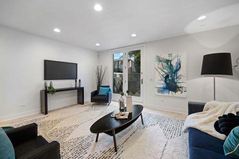 Tiny photo for 1938 N Wood Street, Chicago, IL 60622 (MLS # 12490827)