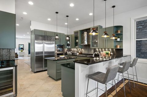 Tiny photo for 1938 N Wood Street, Chicago, IL 60622 (MLS # 12490827)