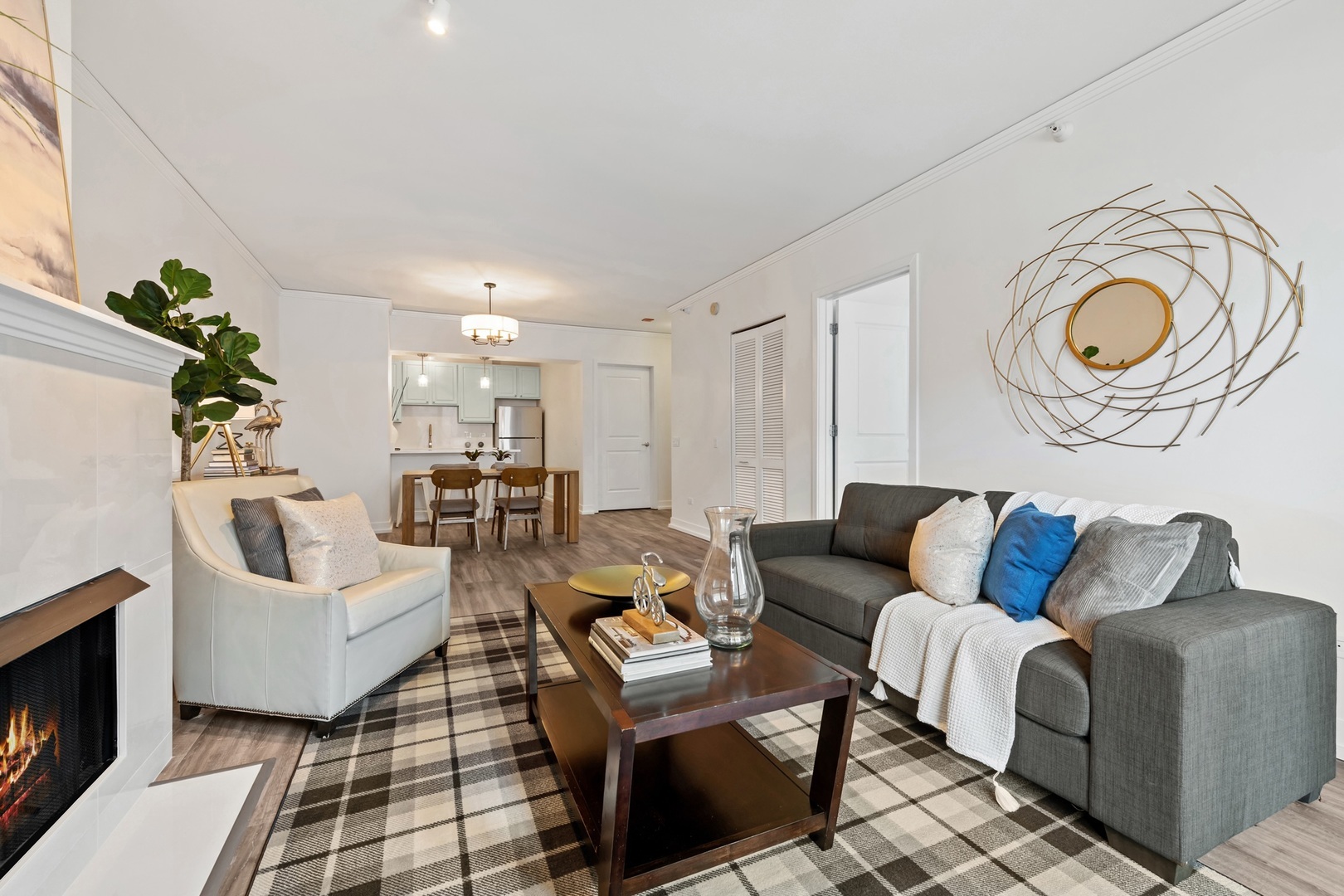 200 N Jefferson Street 710