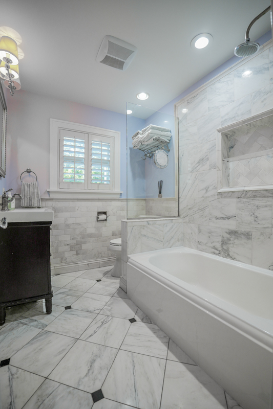 La Grange, Illinois 60525, United States, 4 Bedrooms Bedrooms, ,3 BathroomsBathrooms,Residential,Active,223692