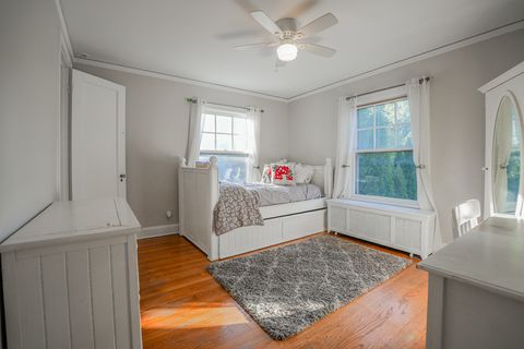 Tiny photo for 48 N Park Road, La Grange, IL 60525 (MLS # 12489902)