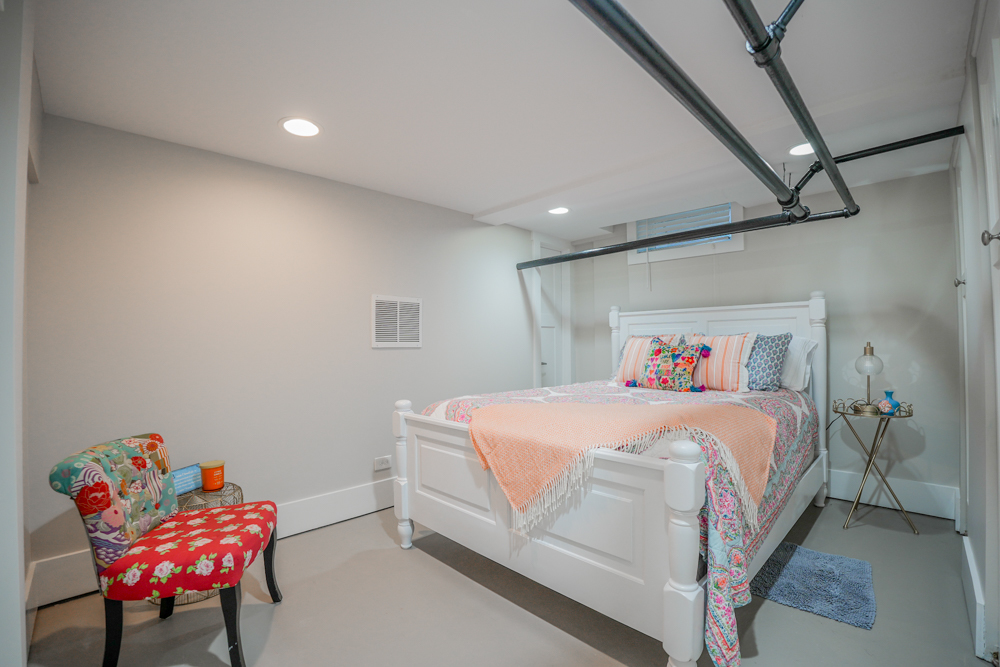 La Grange, Illinois 60525, United States, 4 Bedrooms Bedrooms, ,3 BathroomsBathrooms,Residential,Active,223692