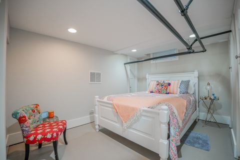 Tiny photo for 48 N Park Road, La Grange, IL 60525 (MLS # 12489902)