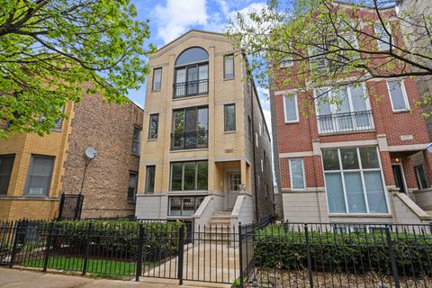 Tiny photo for 3041 N Racine Avenue #2, Chicago, IL 60657 (MLS # 12623951)
