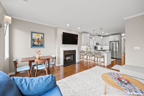 Tiny photo for 3041 N Racine Avenue #2, Chicago, IL 60657 (MLS # 12623951)