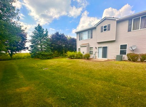 Tiny photo for 1850 Candlelight Circle, Montgomery, IL 60538 (MLS # 12465279)