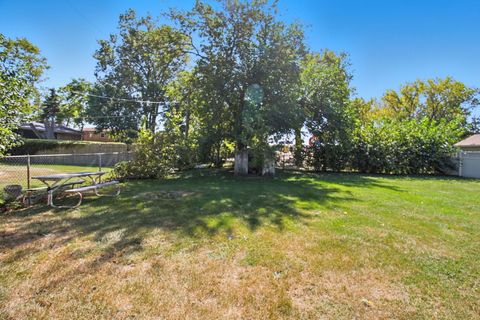 Tiny photo for 6611 W 83RD Street, Burbank, IL 60459 (MLS # 12487129)