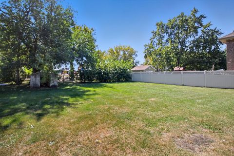 Tiny photo for 6611 W 83RD Street, Burbank, IL 60459 (MLS # 12487129)
