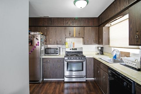 Tiny photo for 6611 W 83RD Street, Burbank, IL 60459 (MLS # 12487129)