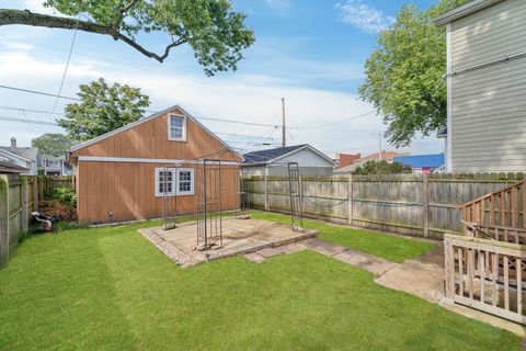 Tiny photo for 3108 Oak Avenue, Brookfield, IL 60513 (MLS # 12500698)