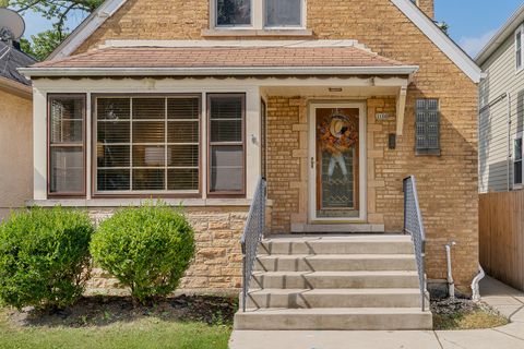Tiny photo for 3108 Oak Avenue, Brookfield, IL 60513 (MLS # 12500698)