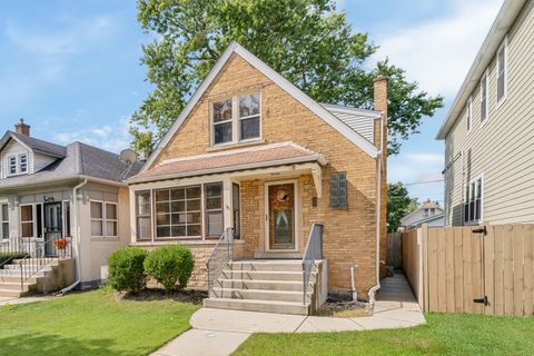 Tiny photo for 3108 Oak Avenue, Brookfield, IL 60513 (MLS # 12500698)