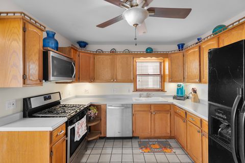 Tiny photo for 3108 Oak Avenue, Brookfield, IL 60513 (MLS # 12500698)