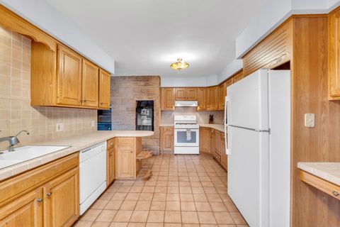 Tiny photo for 801 Woodlawn Drive, DeKalb, IL 60115 (MLS # 12536435)