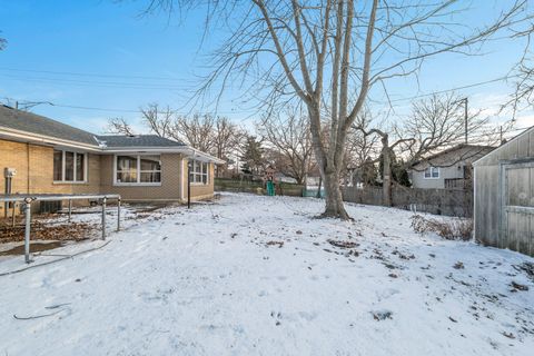 Tiny photo for 801 Woodlawn Drive, DeKalb, IL 60115 (MLS # 12536435)