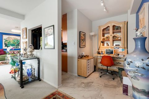 Tiny photo for 3180 N Lake Shore Drive #6E, Chicago, IL 60657 (MLS # 12627327)