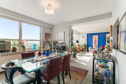 Tiny photo for 3180 N Lake Shore Drive #6E, Chicago, IL 60657 (MLS # 12627327)