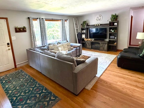 Tiny photo for 1922 Elmwood Drive W, Quincy, IL 62301 (MLS # 12705300)