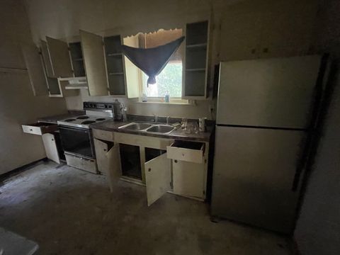 Tiny photo for 1644 E William Street, Decatur, IL 62521 (MLS # 12417066)