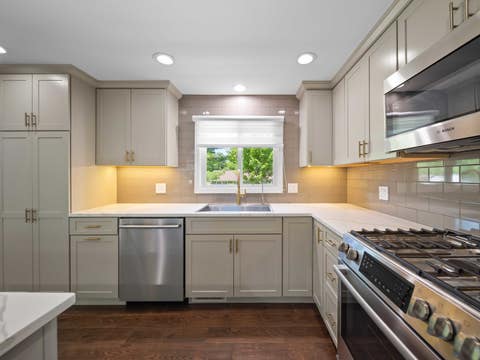 Tiny photo for 600 S SPRINGINSGUTH Road, Schaumburg, IL 60193 (MLS # 12686066)