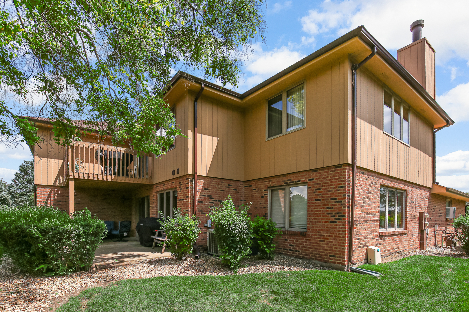 8966 Silverdale Drive 8D
