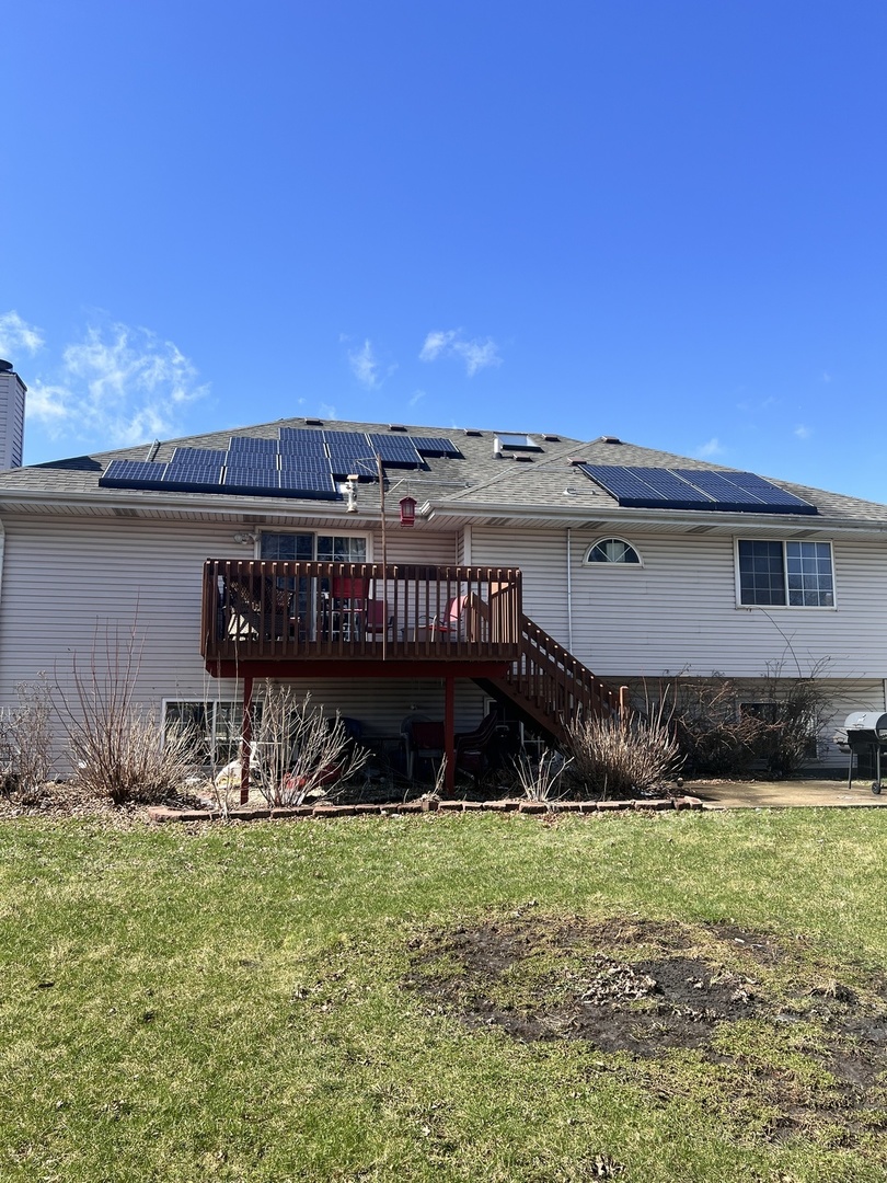 19609 Oakwood Avenue