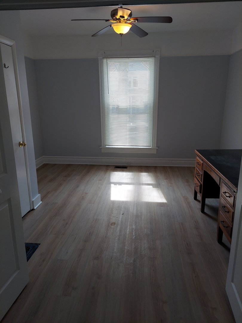 1009 Garnett Place 1