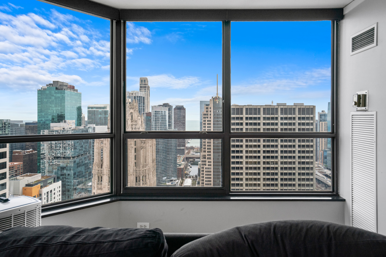 405 N Wabash Avenue 4510