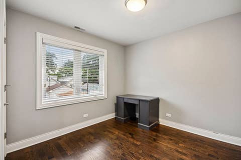 Tiny photo for 3531 Scoville Avenue, Berwyn, IL 60402 (MLS # 12673048)