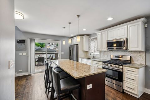 Tiny photo for 3531 Scoville Avenue, Berwyn, IL 60402 (MLS # 12673048)