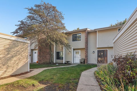 Tiny photo for 1067 Cascade Drive #1067, Aurora, IL 60506 (MLS # 12794451)