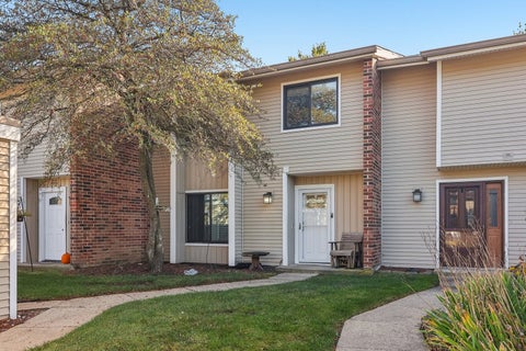 Photo of 1067 Cascade Drive #1067, Aurora, IL 60506 (MLS # 12794451)
