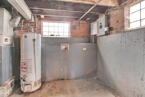Tiny photo for 9846 S Calhoun Avenue, Chicago, IL 60617 (MLS # 12667895)