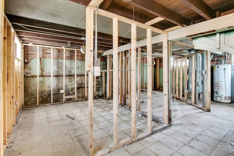 Tiny photo for 9846 S Calhoun Avenue, Chicago, IL 60617 (MLS # 12667895)