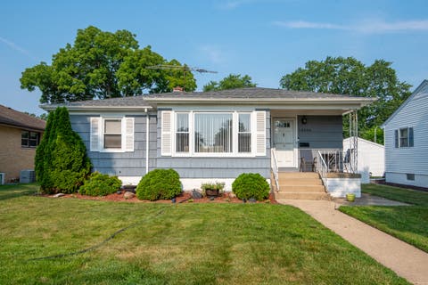 Photo of 18636 Sherman Street, Lansing, IL 60438 (MLS # 12645695)