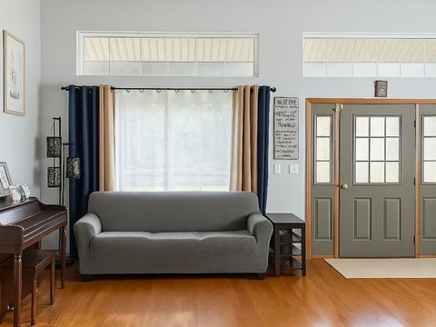 Tiny photo for 122 Arbor Avenue, Sugar Grove, IL 60554 (MLS # 12502955)