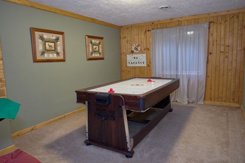 Tiny photo for 21 Magnolia Court, Putnam, IL 61560 (MLS # 12604236)