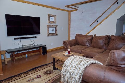 Tiny photo for 21 Magnolia Court, Putnam, IL 61560 (MLS # 12604236)