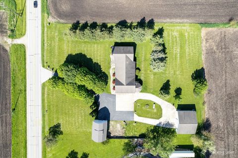 A home in Elburn