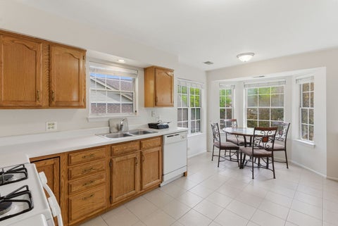 Tiny photo for 206 Glasgow Lane #B206, Schaumburg, IL 60194 (MLS # 12756814)