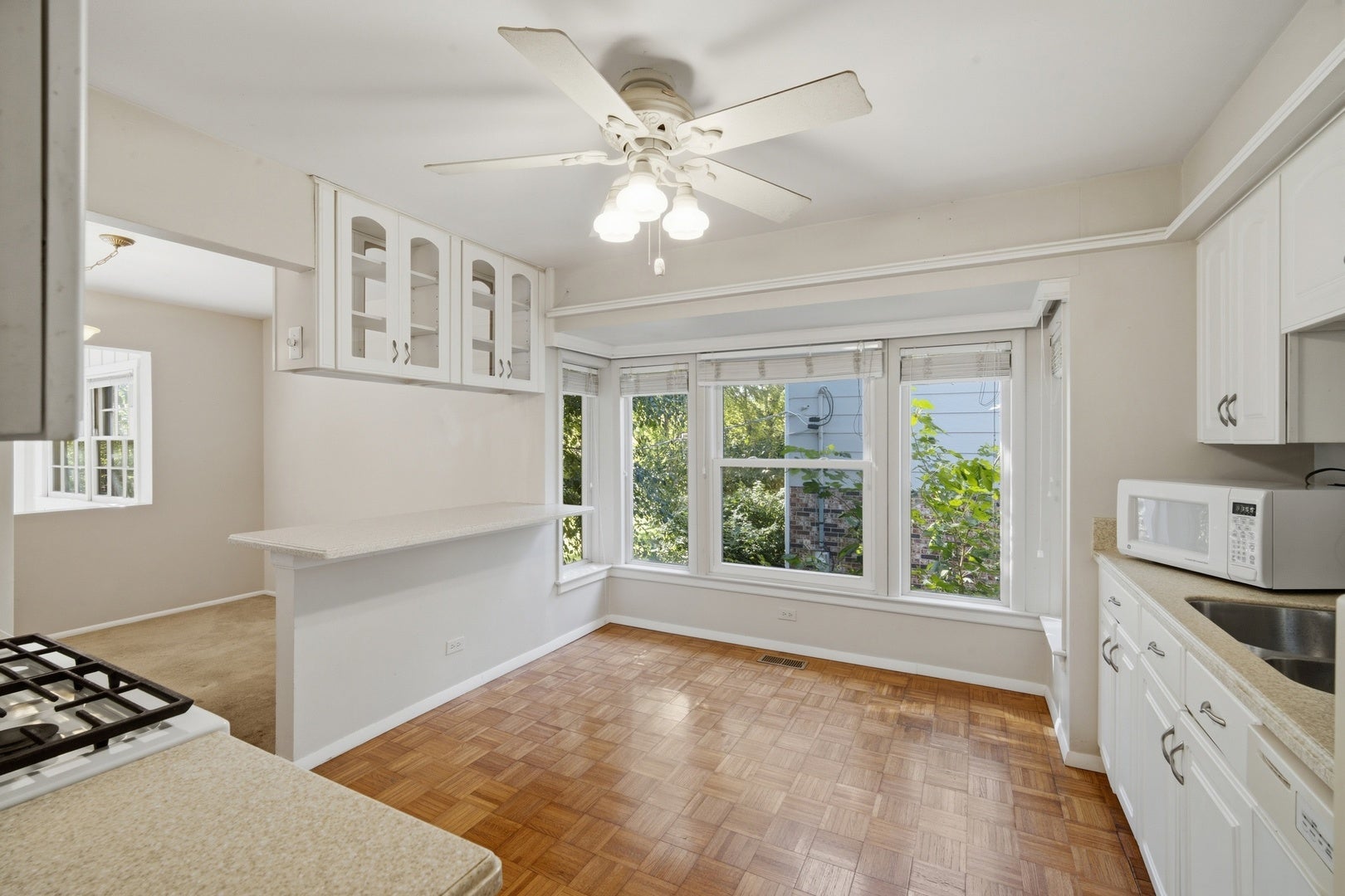23 W Suffield Drive
