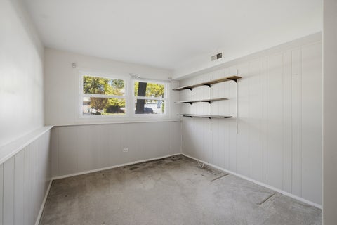 Tiny photo for 23 W Suffield Drive, Arlington Heights, IL 60004 (MLS # 12795872)