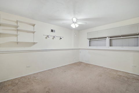 Tiny photo for 23 W Suffield Drive, Arlington Heights, IL 60004 (MLS # 12795872)
